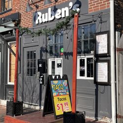 Ruben's - Storefront