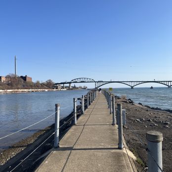 Bird Island Pier - Parks Near Me - Buffalo, New York