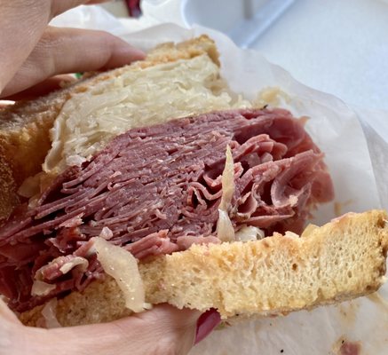 Schwartz's Delicatessen by null