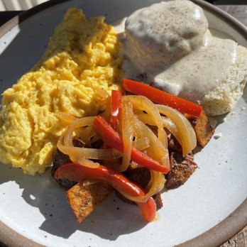 Husk - Country Breakfast - Southern Near Me - Nashville, Tennessee