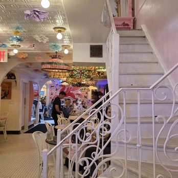 Serendipity 3 - Upper East Side - Desserts Near Me - New York, New York Serendipity 3 - Upper East Side - Desserts Near Me - New York, New York