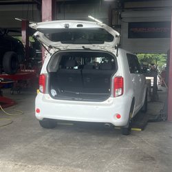 Kenny Knox Tire Center