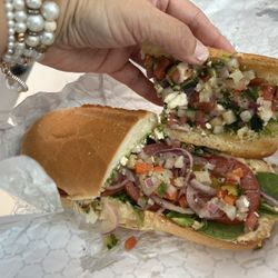 Yetz's Deli - Veggie Sammie on a toasty and soft roll