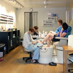 EarthSavers - Nail Salon