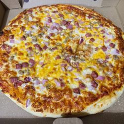 Pizza One Muskoka - Cheese burger pizza yummy