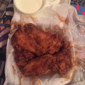 Tony's Pizzeria - Honey BBQ Wings with Ranch - Pizza Near Me - Newark, New Jersey