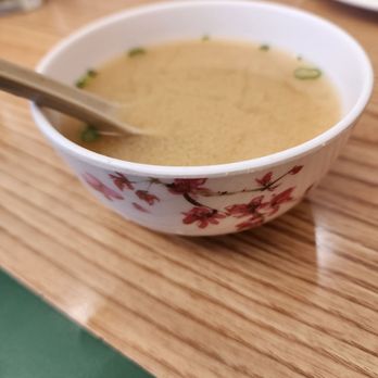 Mr. Le's Sushi - Miso soup - Sushi Bars Near Me - Kansas City, Missouri