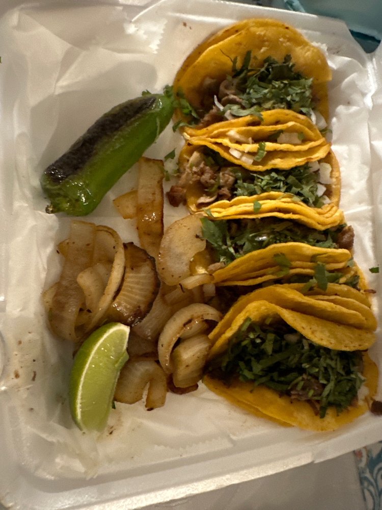 Food from Teo Tacos