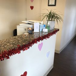 Bloomfield-Orchard Storage - Front desk