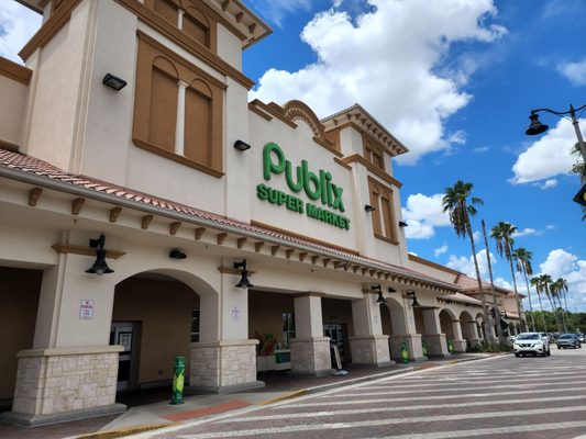 Publix Super Market at Williamsburg Downs Shopping Center by null