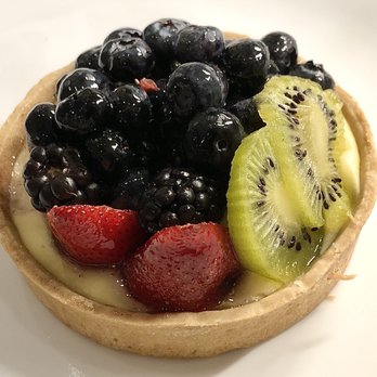 Mia's Bakery - Mia's fresh fruit tart 2023 - Bakeries Near Me - Brooklyn, New York Mia's Bakery - Mia's fresh fruit tart 2023 - Bakeries Near Me - Brooklyn, New York
