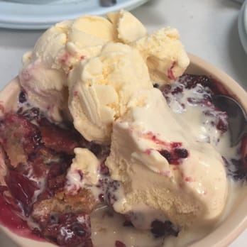Portia's Cafe - Best blackberry cobbler - Diners Near Me - Kansas City, Missouri Portia's Cafe - Best blackberry cobbler - Diners Near Me - Kansas City, Missouri