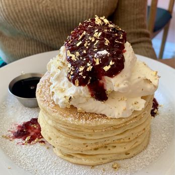 Motel Restaurant - Champagne pancakes - Breakfast & Brunch Near Me - Hamilton, Ontario Motel Restaurant - Champagne pancakes - Breakfast & Brunch Near Me - Hamilton, Ontario