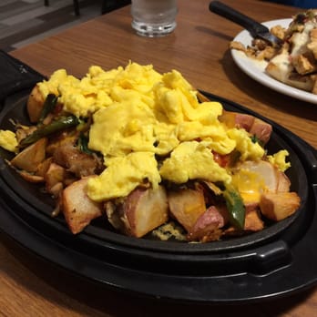 Denny's - Ultimate Skillet with scrambled eggs - American Near Me - Vaughan, Ontario