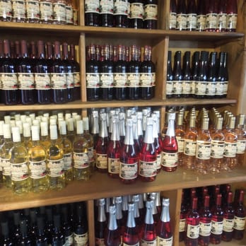 White Silo Farm & Winery - the inventory -many sweet and dry fruit wines - Wineries Near Me - Sherman, Connecticut White Silo Farm & Winery - the inventory -many sweet and dry fruit wines - Wineries Near Me - Sherman, Connecticut