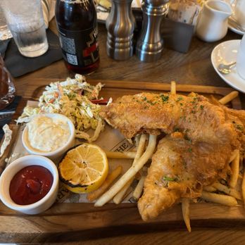 The Dearborn - Fish and Chips - New American Near Me - Chicago, Illinois