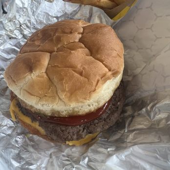 Roney's - 1/4 lb. Cheeseburger - American Near Me - Milford, Ohio