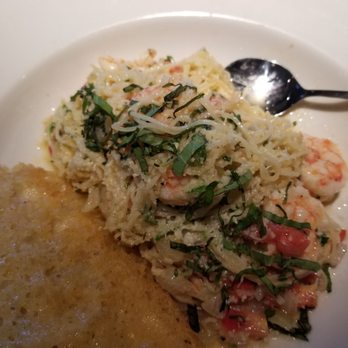 Charleston's - Delicious - American Near Me - Edmond, Oklahoma