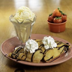Wondervu Cafe - Sopapilla Sundae