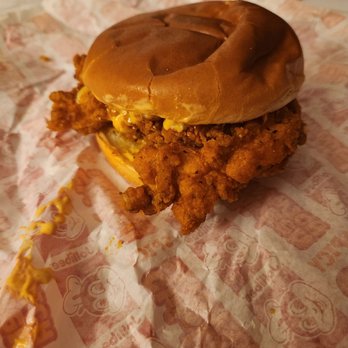 Jollibee - Spicy chicken sandwich ($5.49): big piece of juicy and seasoned chicken with plenty of creamy spiced sauce, 9/10! - Fast Food Near Me - San Diego, California Jollibee - Spicy chicken sandwich ($5.49): big piece of juicy and seasoned chicken with plenty of creamy spiced sauce, 9/10! - Fast Food Near Me - San Diego, California