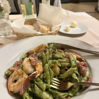 El Rey Sol - Pasta with shrimp - French Near Me - Ensenada, BCN