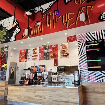 Dave's Hot Chicken - Chicken Shop Near Me - Henderson, Nevada