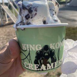3 scoops of ice cream