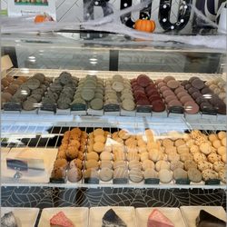 It's Boba Time - Moreno Valley - Great selection of macarons, crepe cakes and cheesecakes!