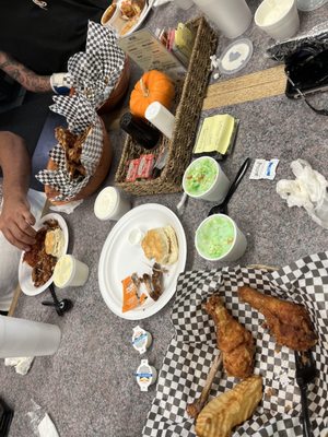 Scotty's Broasted Chicken by null