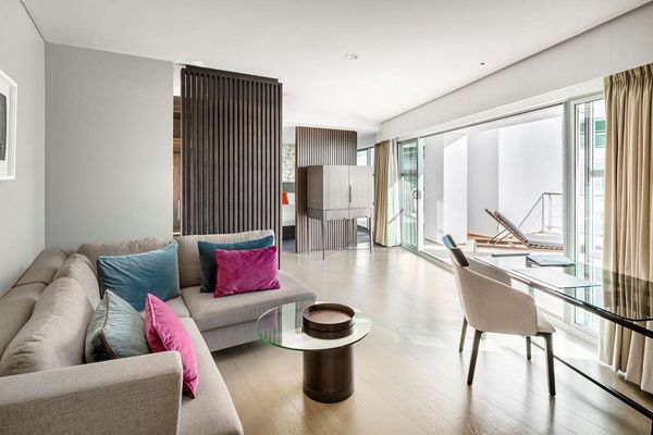 Hilton Auckland by null