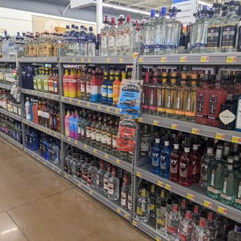 Walmart Supercenter - Walmart Supercenter, Hartford WI - Department Stores Near Me - Hartford, Wisconsin