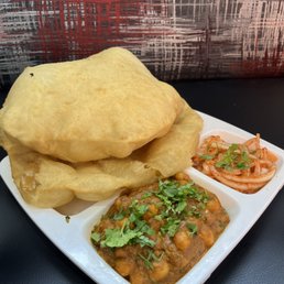 Bhature Bhature
