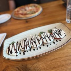 A Roma Italian Kitchen - Insalata Caprese