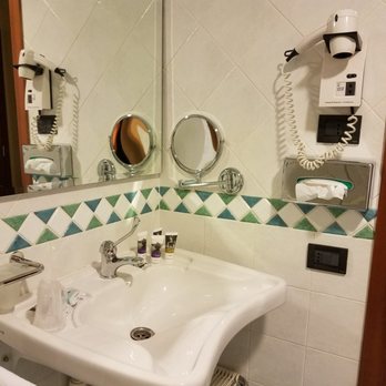 Mercure Genova San Biagio - Hotels Near Me - Genova, GE