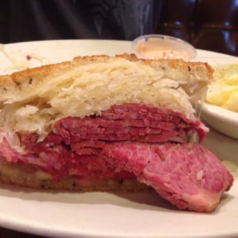 Nate'n Al's - Ruben corn beef sandwich - Delis Near Me - Beverly Hills, California
