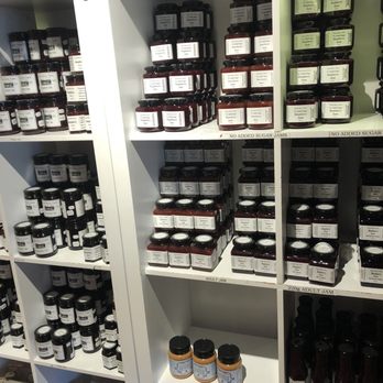 Kates Berry Farm - Lots of jam - Farms Near Me - Swansea, TAS Kates Berry Farm - Lots of jam - Farms Near Me - Swansea, TAS