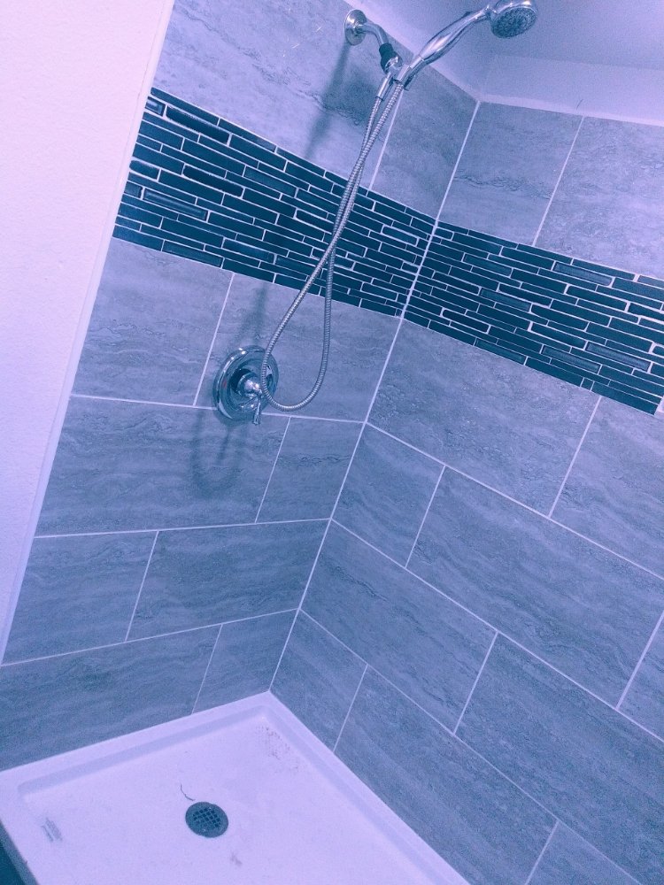 Slide of Nivardo Construction