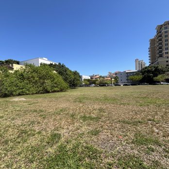 Coral Gables - Dog Parks Near Me - Coral Gables, Florida