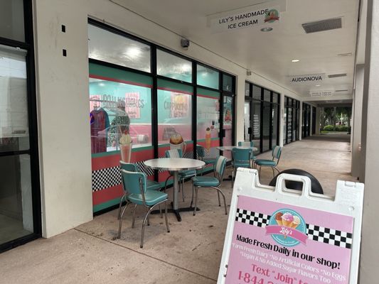 Lily's Handmade Ice Cream by null