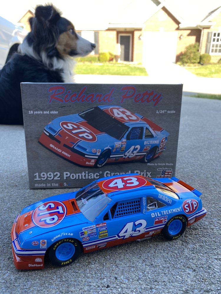 HOBBYTOWN Updated October 2024 35 Photos & 14 Reviews 11145