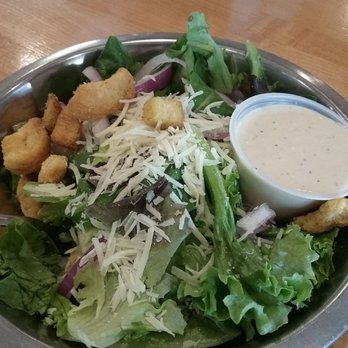 Fratelli Pizza - Lunch time salad - Pizza Near Me - Flagstaff, Arizona