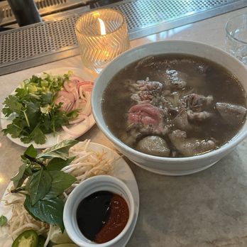 Anh and Chi - Phở Hoàng - Beef Noodle Soup - Vietnamese Near Me - Vancouver, British Columbia