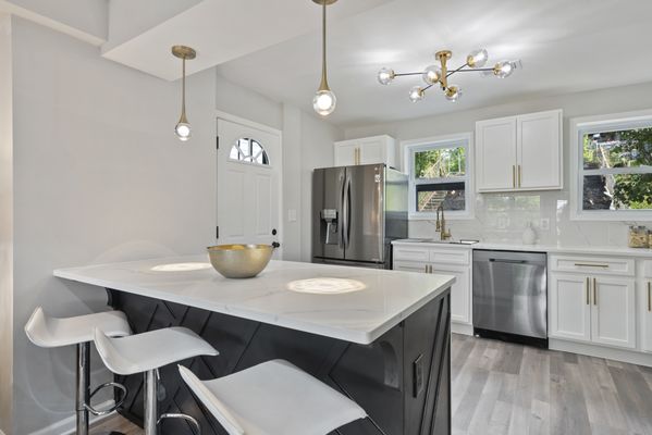 MACK Home Renovations Logo