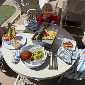 Arizona Biltmore, LXR Hotels & Resorts - Lunch - Hotels Near Me - Phoenix, Arizona Arizona Biltmore, LXR Hotels & Resorts - Lunch - Hotels Near Me - Phoenix, Arizona