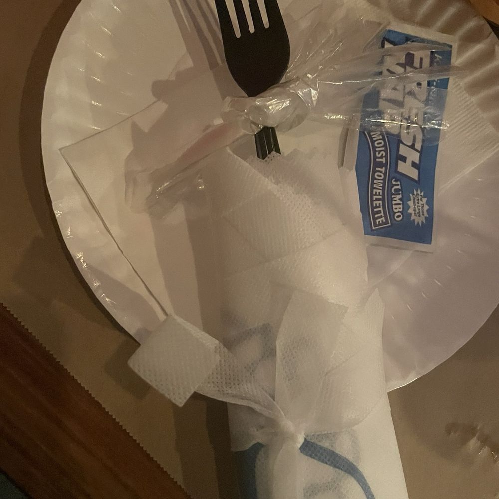 Oceanic Boil - Gloves, apron and wipe - Cajun/Creole Near Me - Rego Park, New York