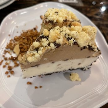 XO Restaurant - Ice cream pie - Asian Fusion Near Me - Honolulu, Hawaii XO Restaurant - Ice cream pie - Asian Fusion Near Me - Honolulu, Hawaii