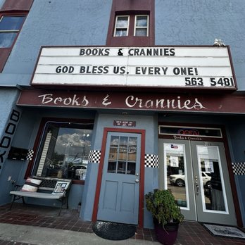 Books and Crannies - Bookstores Near Me - Terrell, Texas