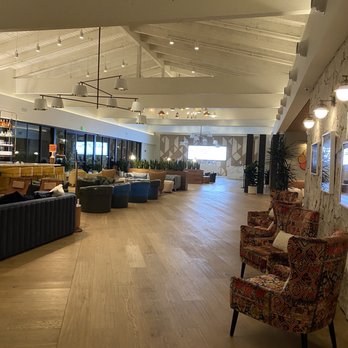 ARLO - ARLO bar & lounge area - New American Near Me - San Diego, California