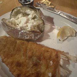 McKenzie Landing - Friday night fish fry.