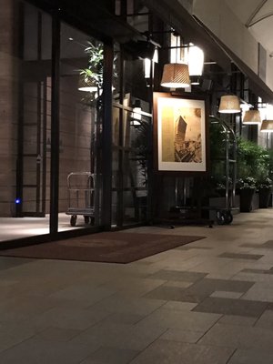Oriental Hotel by null